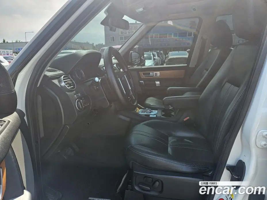 Land Rover Discovery 2014 3.0 автомат (гидро), фото 10