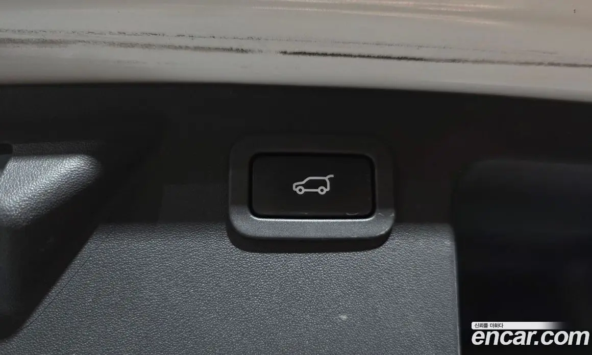Land Rover Discovery Sport 2017 2.0 автомат (гидро), фото 28