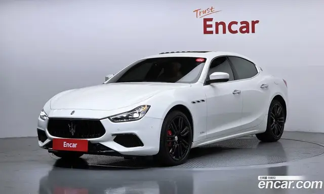 Maserati Ghibli 2017 3.0 автомат (гидро), миниатюра 1 Maserati Ghibli 2017 3.0 автомат (гидро), миниатюра 1