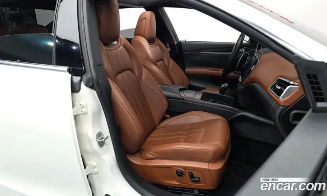 Maserati Ghibli 2017 3.0 автомат (гидро), миниатюра 11 Maserati Ghibli 2017 3.0 автомат (гидро), миниатюра 11