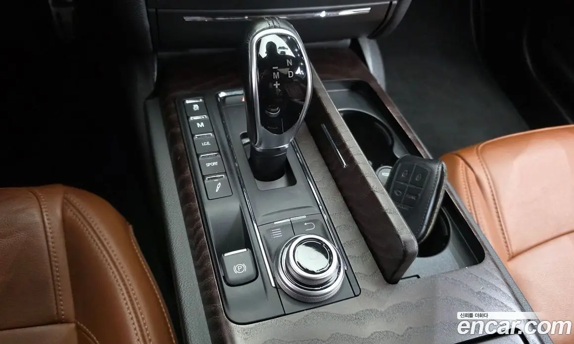 Maserati Ghibli 2017 3.0 автомат (гидро), фото 9 Maserati Ghibli 2017 3.0 автомат (гидро), фото 9