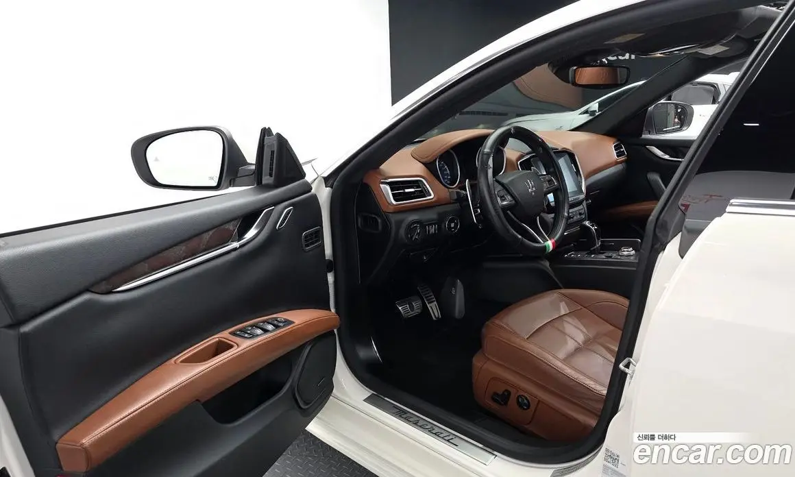 Maserati Ghibli 2017 3.0 автомат (гидро), фото 10 Maserati Ghibli 2017 3.0 автомат (гидро), фото 10