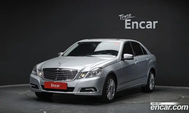 Mercedes-Benz E-Class, 2010, 111 009 км