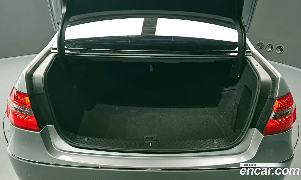 Mercedes-Benz E-Class 2010 3.0 автомат (гидро), фото 20