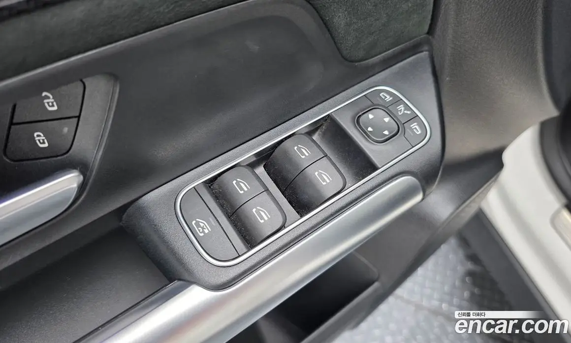 Mercedes-Benz GLA-Class 2023 2.0 автомат (гидро), фото 29
