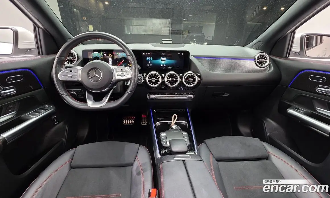 Mercedes-Benz GLA-Class 2023 2.0 автомат (гидро), фото 9
