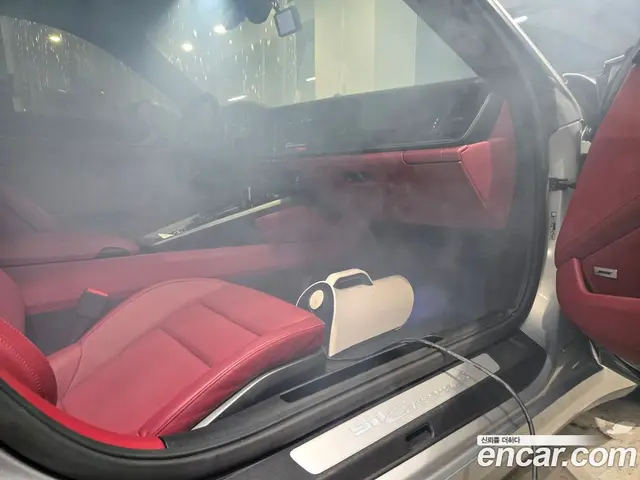 Porsche 911 2020 3.0 автомат (гидро), миниатюра 3