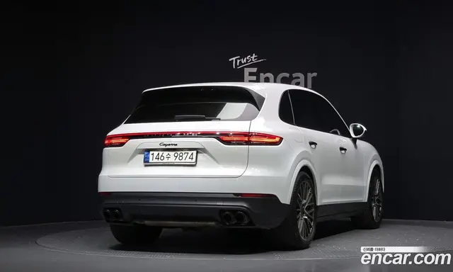 Porsche Cayenne 2021 3.0 автомат (гидро), миниатюра 2