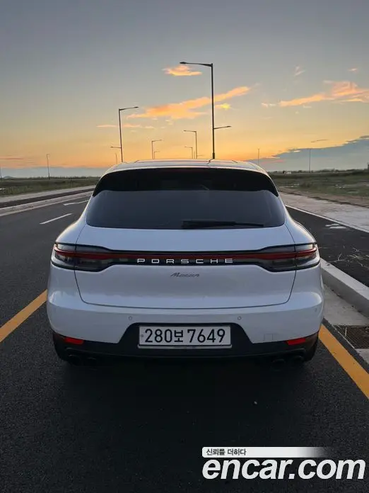 Porsche Macan 2019 2.0 автомат (гидро), миниатюра 2
