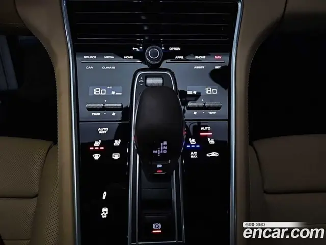 Porsche Panamera 2023 2.9 автомат (гидро), миниатюра 9