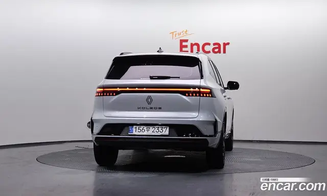 Renault (Samsung) Grand Koleos 2024 2.0 автомат (гидро), миниатюра 3