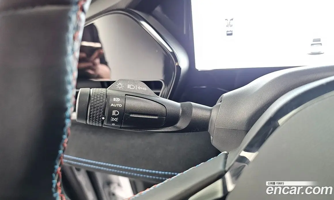 Renault (Samsung) Grand Koleos 2024 2.0 автомат (гидро), фото 26