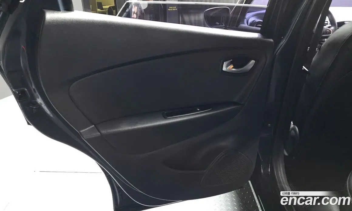 Renault (Samsung) QM3 2019 1.5 автомат (гидро), фото 15