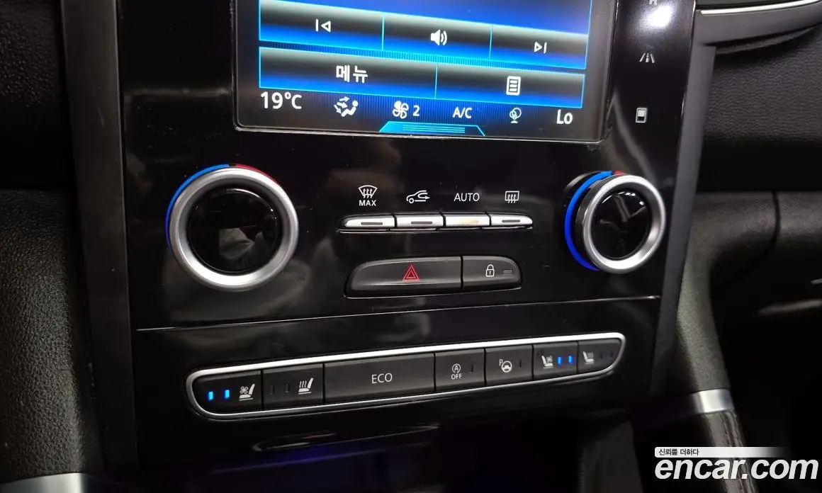 Renault (Samsung) QM6 2016 2.0 автомат (гидро), фото 18 Renault (Samsung) QM6 2016 2.0 автомат (гидро), фото 18