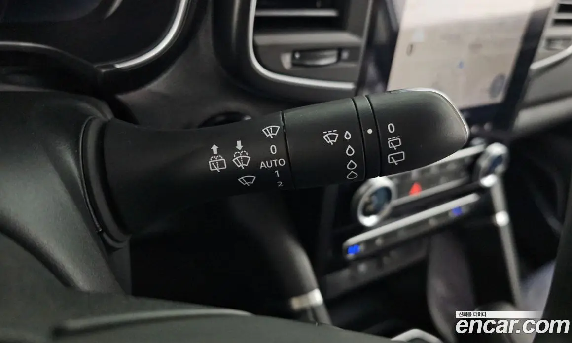 Renault (Samsung) QM6 2026 2.0 автомат (гидро), фото 28 Renault (Samsung) QM6 2026 2.0 автомат (гидро), фото 28