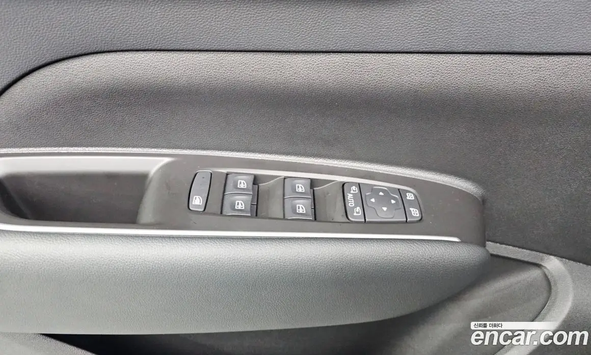 Renault (Samsung) QM6 2026 2.0 автомат (гидро), фото 29 Renault (Samsung) QM6 2026 2.0 автомат (гидро), фото 29