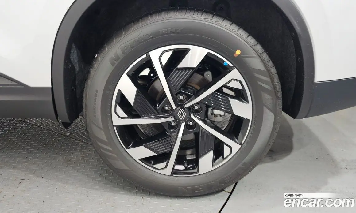 Renault (Samsung) QM6 2026 2.0 автомат (гидро), фото 7 Renault (Samsung) QM6 2026 2.0 автомат (гидро), фото 7
