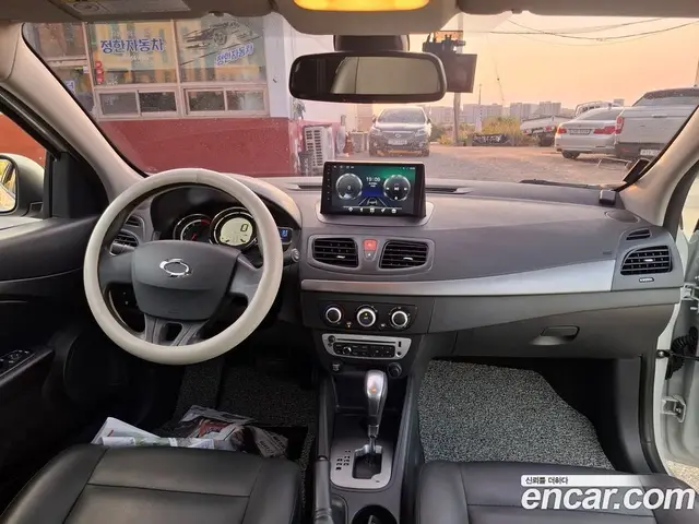 Renault (Samsung) SM3 2018 1.6 автомат (гидро), миниатюра 7