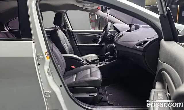 Renault (Samsung) SM3 2018 1.6 автомат (гидро), миниатюра 10