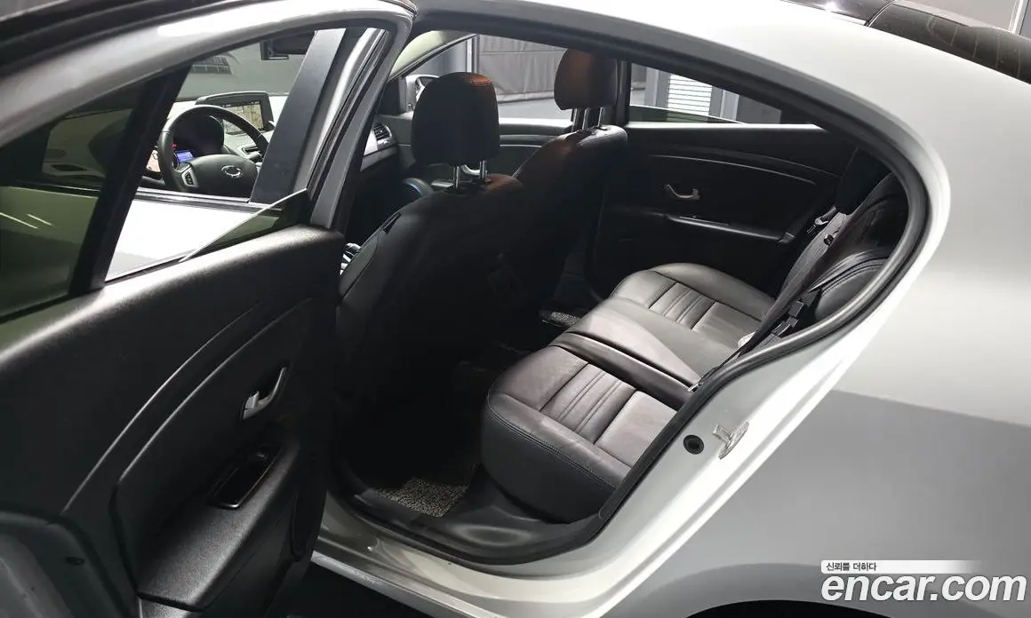 Renault (Samsung) SM3 2019 0.1 автомат (гидро), фото 16