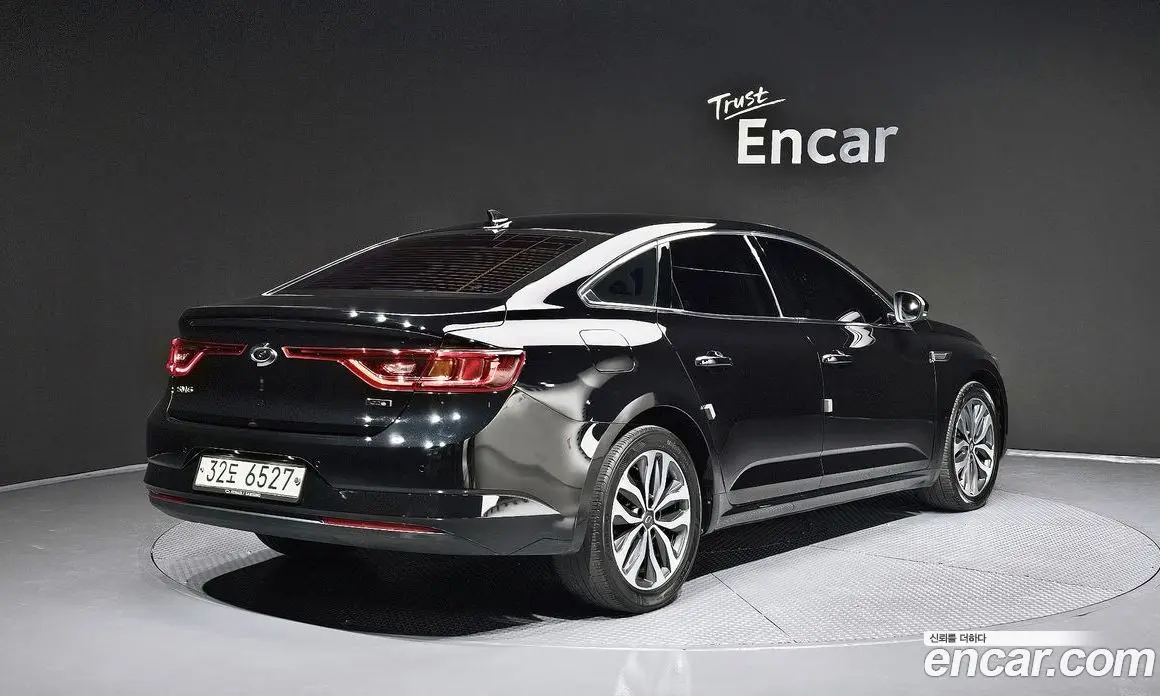 Renault (Samsung) SM6 2016 2.0 автомат (гидро), фото 2 Renault (Samsung) SM6 2016 2.0 автомат (гидро), фото 2