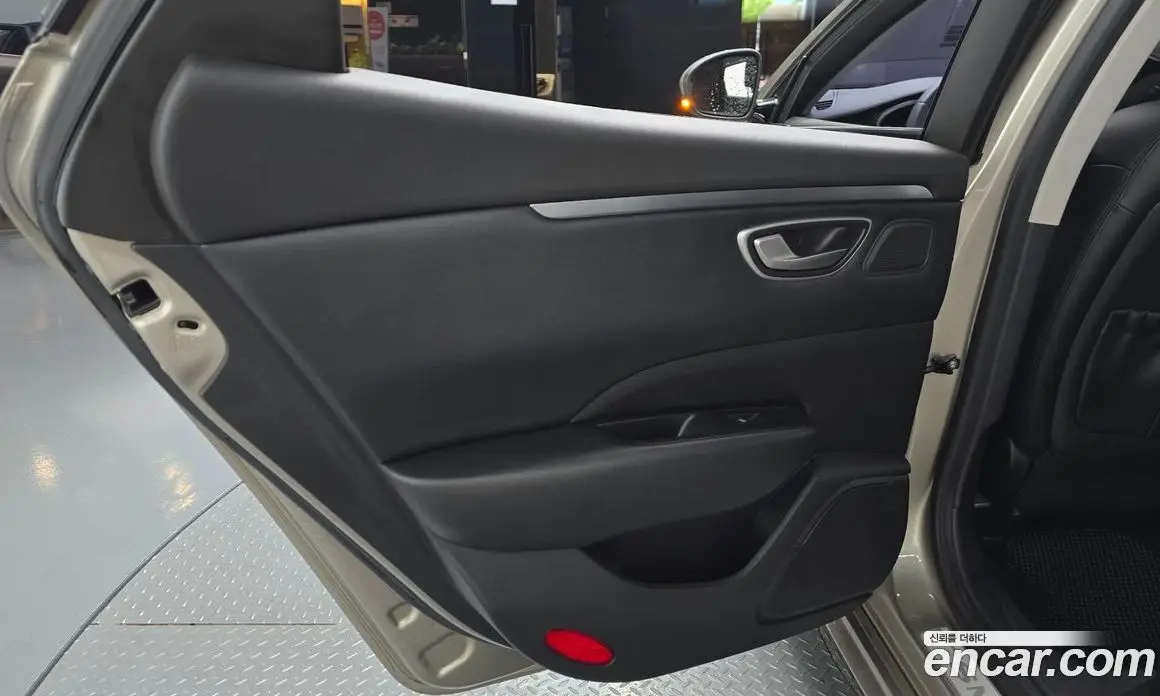 Renault (Samsung) SM6 2016 2.0 автомат (гидро), фото 14 Renault (Samsung) SM6 2016 2.0 автомат (гидро), фото 14
