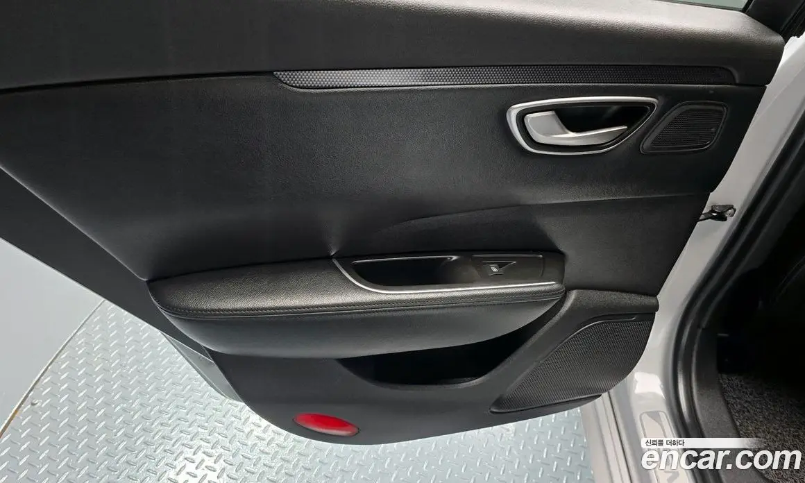Renault (Samsung) SM6 2019 2.0 автомат (гидро), фото 15