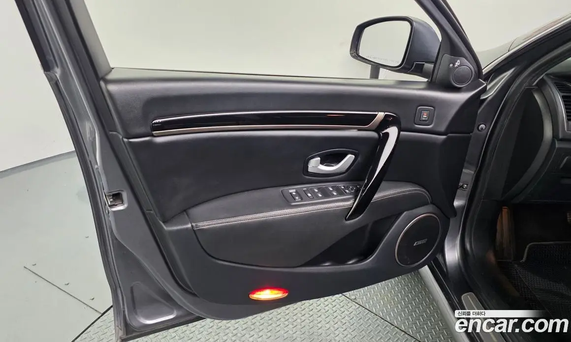 Renault (Samsung) SM7 2016 2.5 автомат (гидро), фото 14