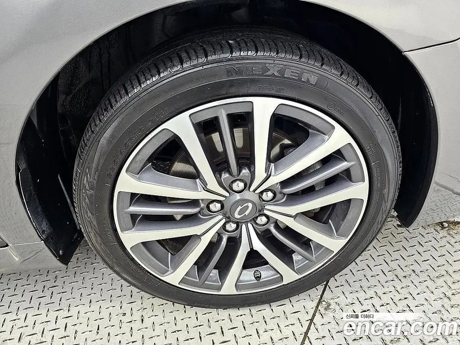 Renault (Samsung) SM7 2018 2.0 автомат (гидро), фото 20 Renault (Samsung) SM7 2018 2.0 автомат (гидро), фото 20