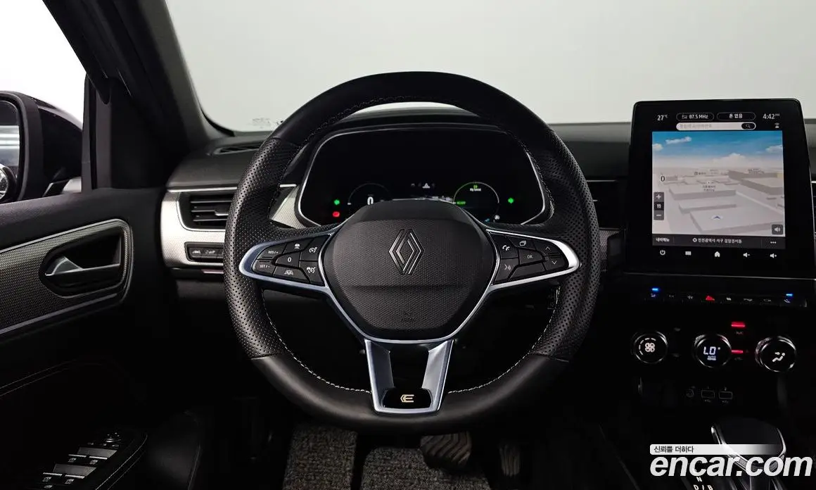 Renault (Samsung) XM3 2024 1.6 автомат (гидро), фото 18
