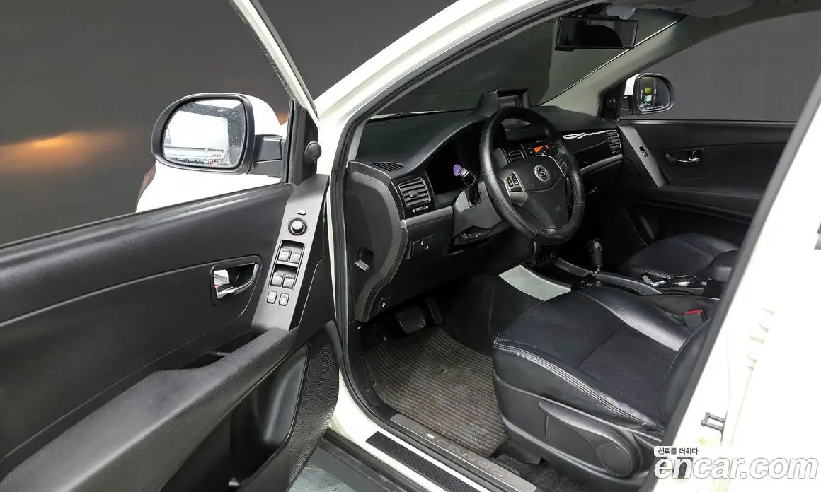 SsangYong Korando 2012 2.0 автомат (гидро), фото 10
