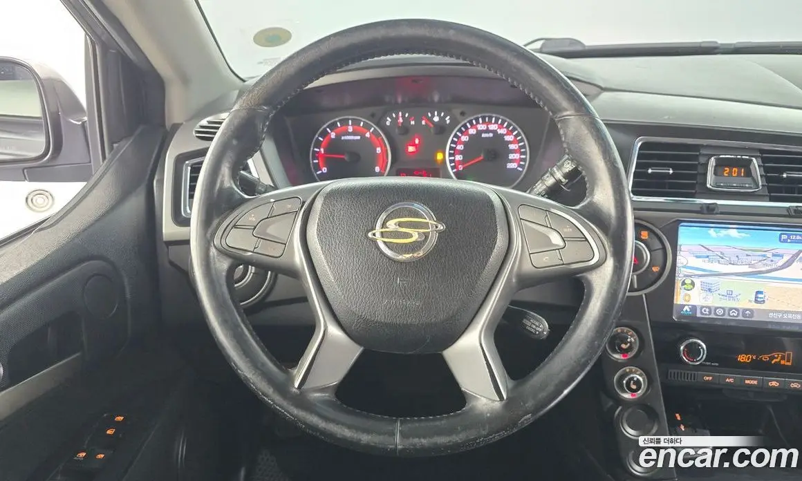 SsangYong Korando 2016 2.0 автомат (гидро), фото 16