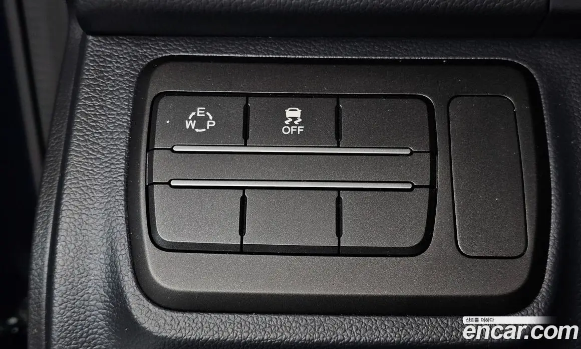 SsangYong TIBOLI 2016 1.6 автомат (гидро), фото 14