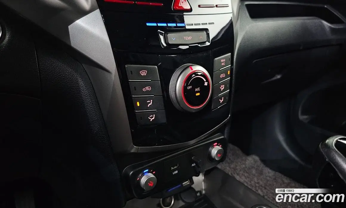 SsangYong TIBOLI 2016 1.6 автомат (гидро), фото 18
