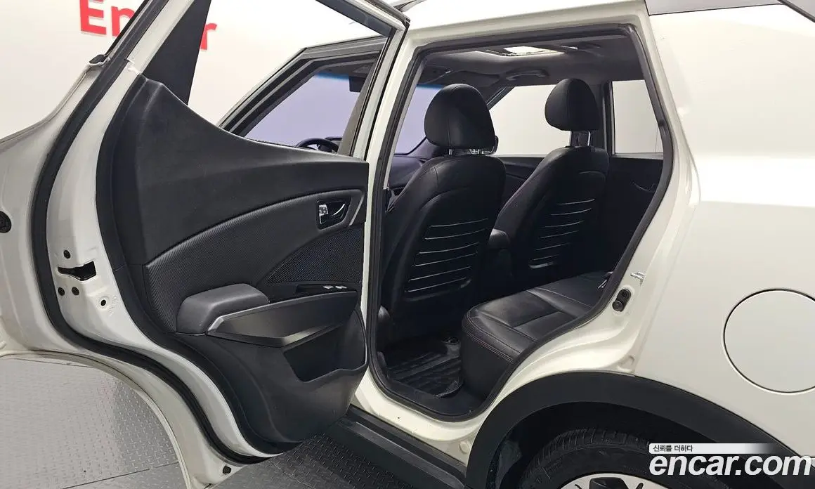 SsangYong TIBOLI 2016 1.6 автомат (гидро), фото 12