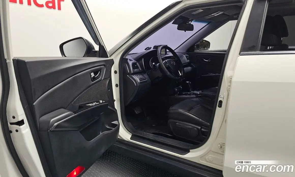 SsangYong TIBOLI 2016 1.6 автомат (гидро), фото 10