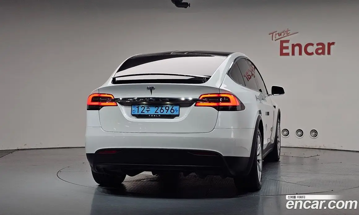 Tesla Model X 2020 0.3 автомат (гидро), фото 4 Tesla Model X 2020 0.3 автомат (гидро), фото 4