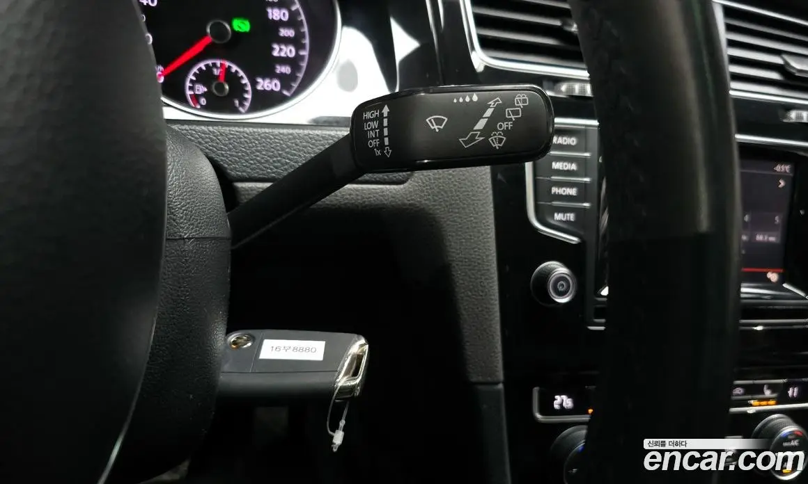 Volkswagen Golf 2015 2.0 автомат (гидро), фото 17
