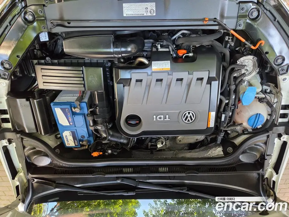 Volkswagen Jetta 2013 2.0 автомат (гидро), фото 20