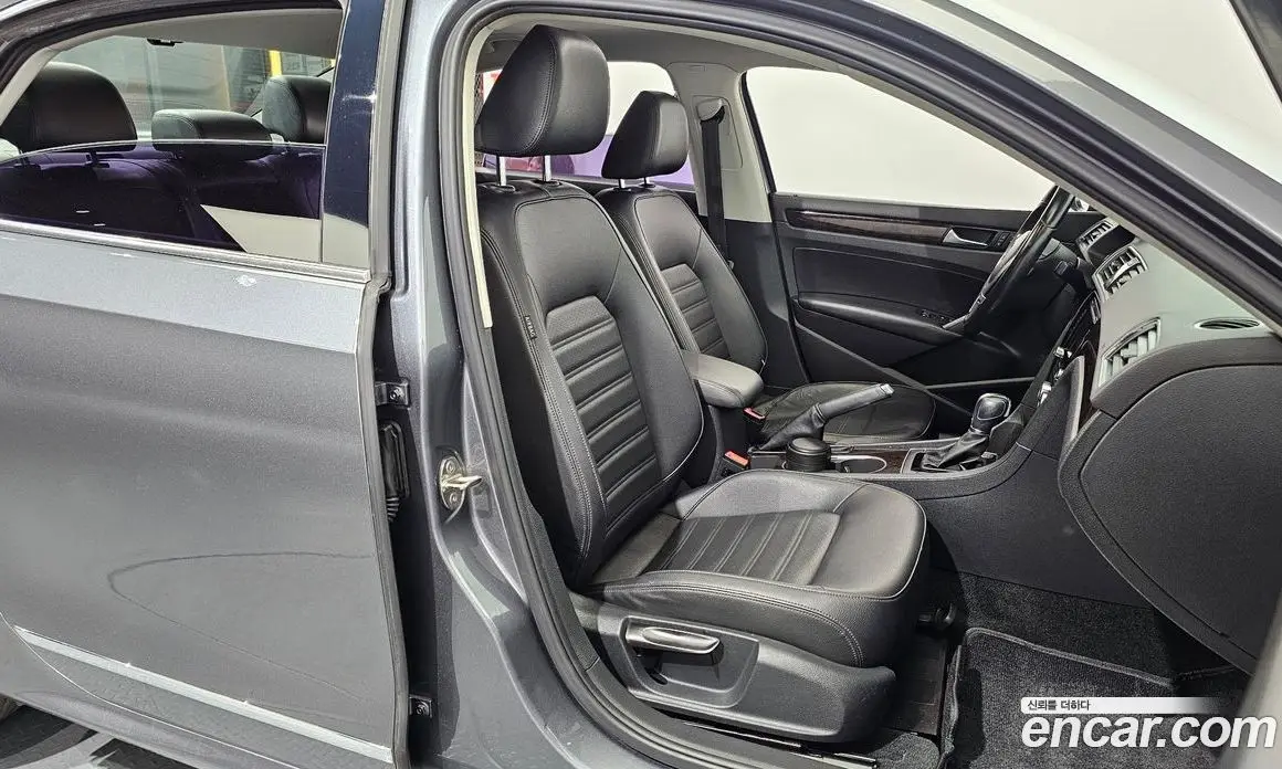 Volkswagen Passat 2015 1.8 автомат (гидро), фото 12