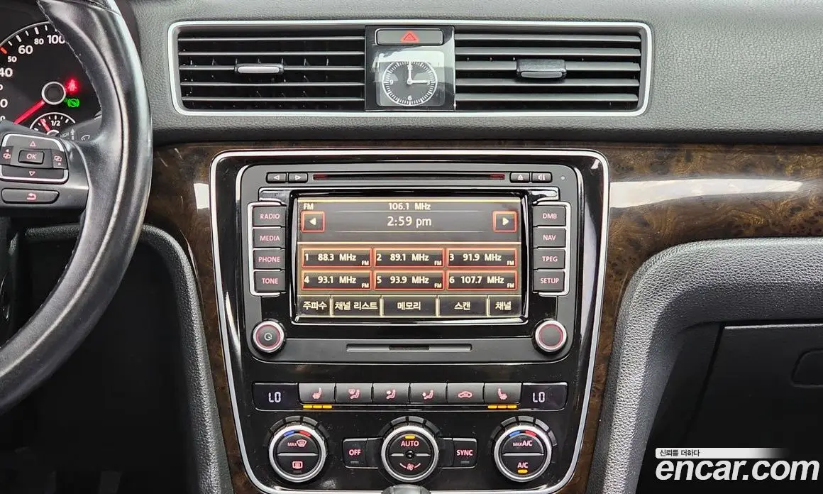 Volkswagen Passat 2015 1.8 автомат (гидро), фото 19