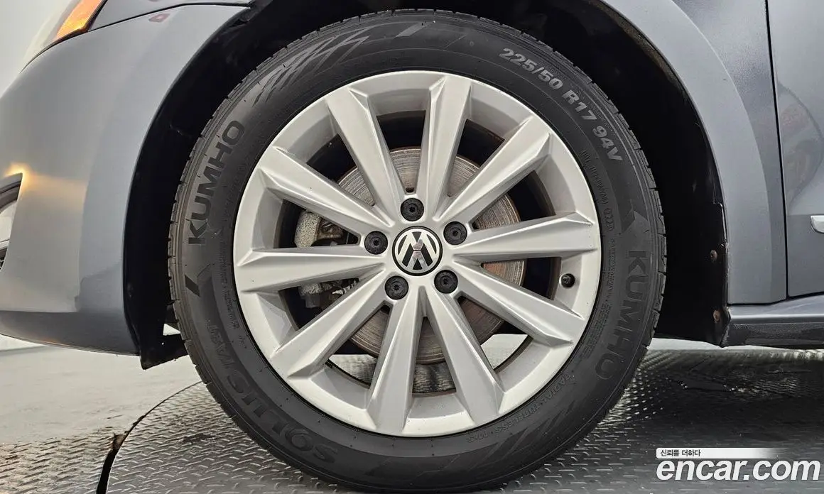 Volkswagen Passat 2015 1.8 автомат (гидро), фото 5