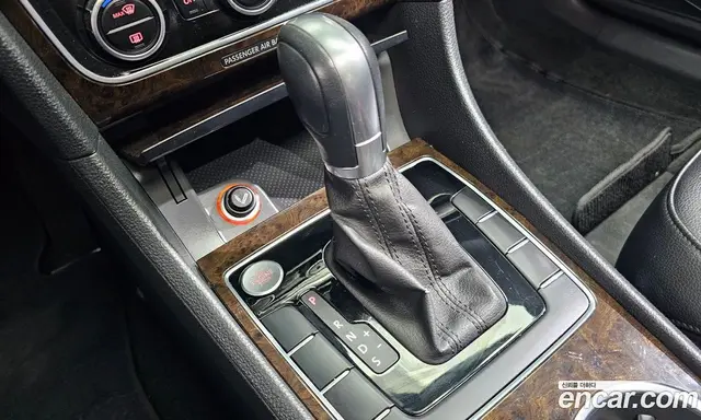 Volkswagen Passat 2015 1.8 автомат (гидро), миниатюра 9