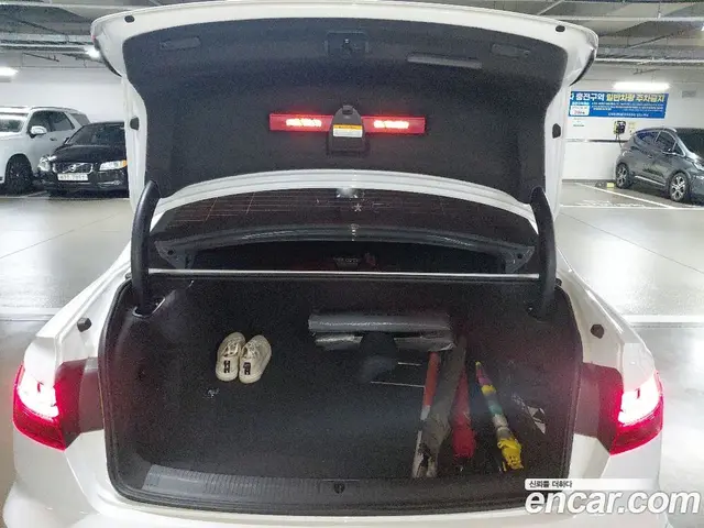 Audi A4 2021 2.0 автомат (гидро), миниатюра 11