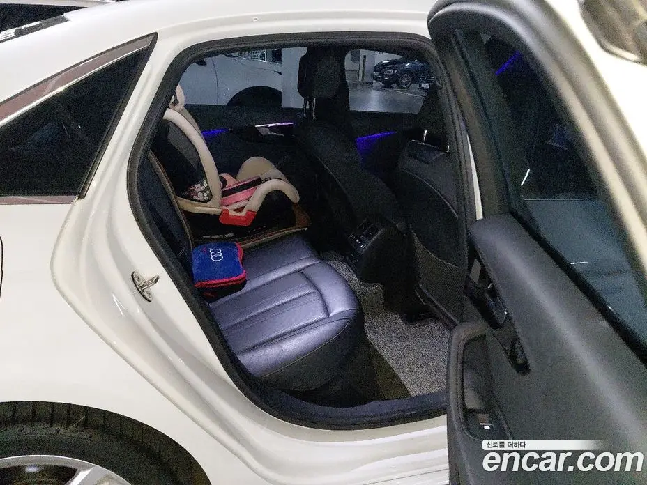 Audi A4 2021 2.0 автомат (гидро), фото 20
