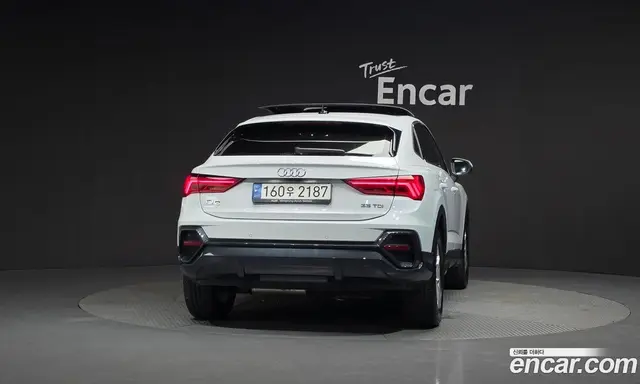 Audi Q3 2022 2.0 автомат (гидро), миниатюра 4