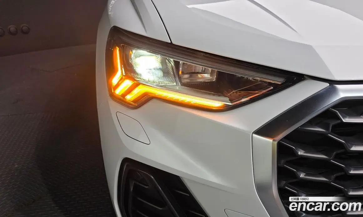 Audi Q3 2022 2.0 автомат (гидро), фото 8