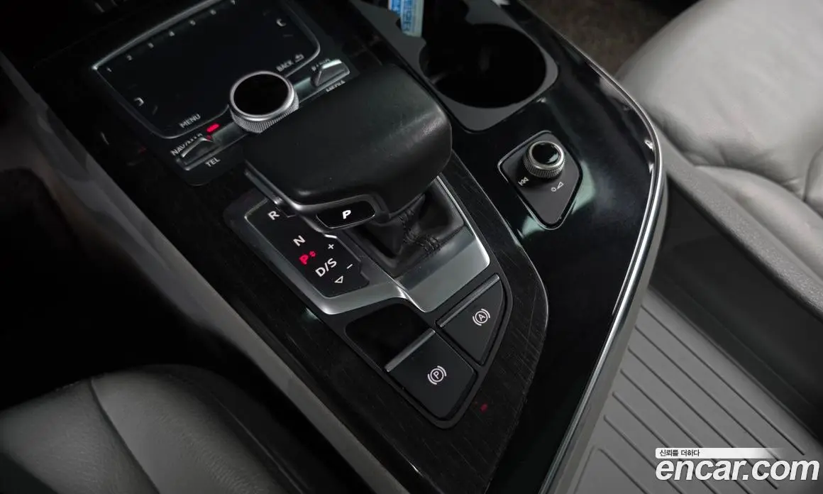 Audi Q7 2016 3.0 автомат (гидро), фото 9