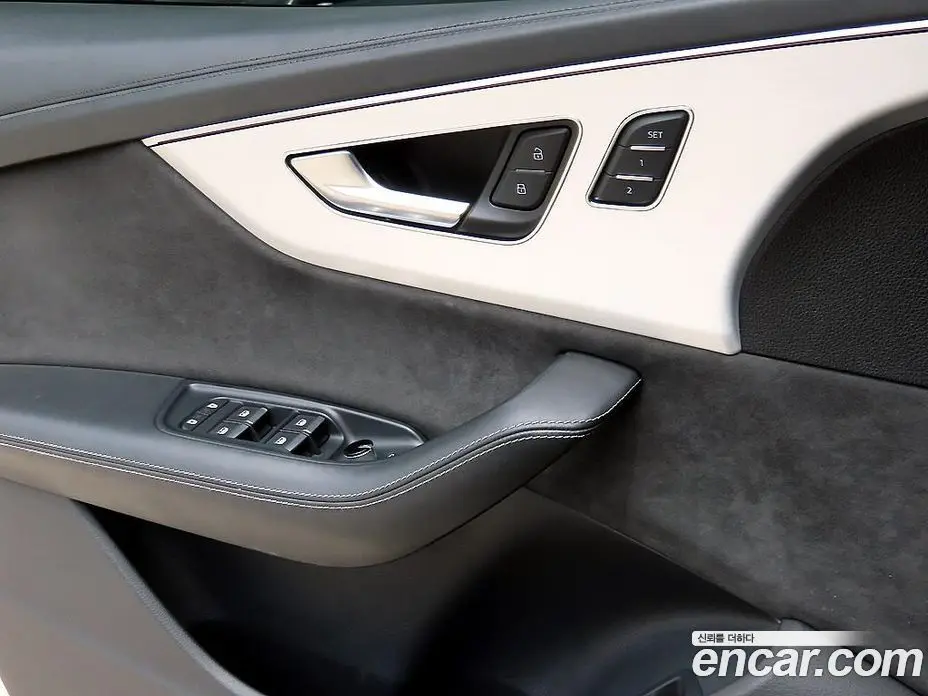 Audi Q8 2021 3.0 автомат (гидро), фото 12
