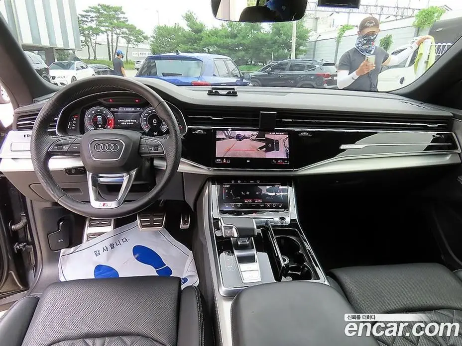 Audi Q8 2021 3.0 автомат (гидро), фото 7